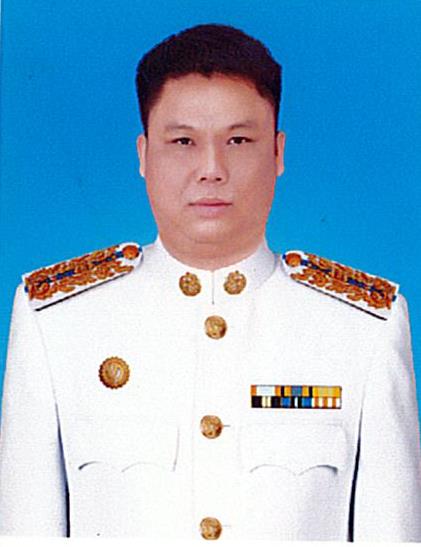 นายวีระพันธ์ เมามีจันทร์